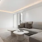 Villa Luxury Near With Private Pool, Jacuzzi & Modern Amenities *