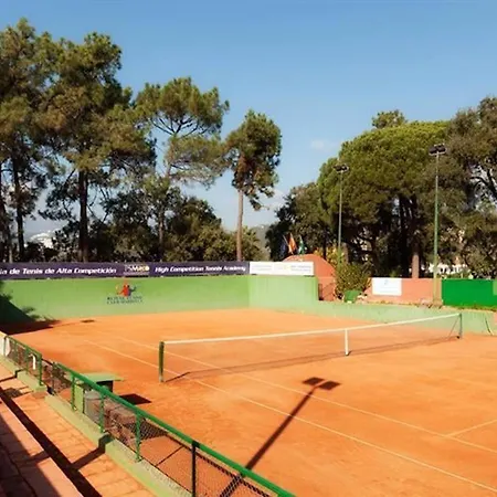 Luxury Near With Private Pool, Jacuzzi & Modern Amenities Villa Marbella