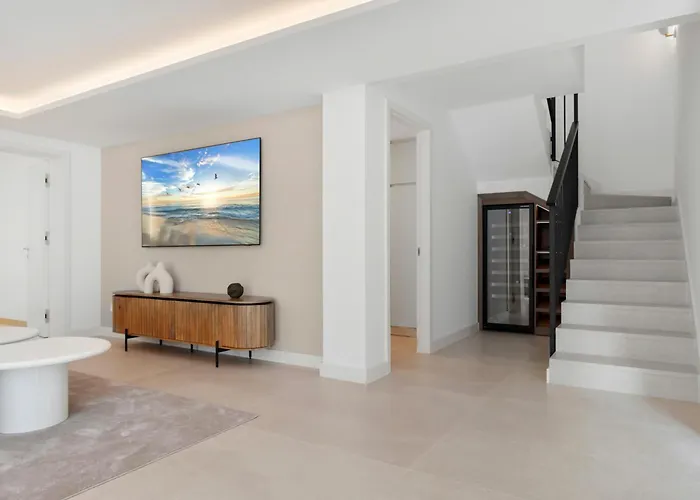 ヴィラ Luxury Near With Private Pool, Jacuzzi & Modern Amenities *